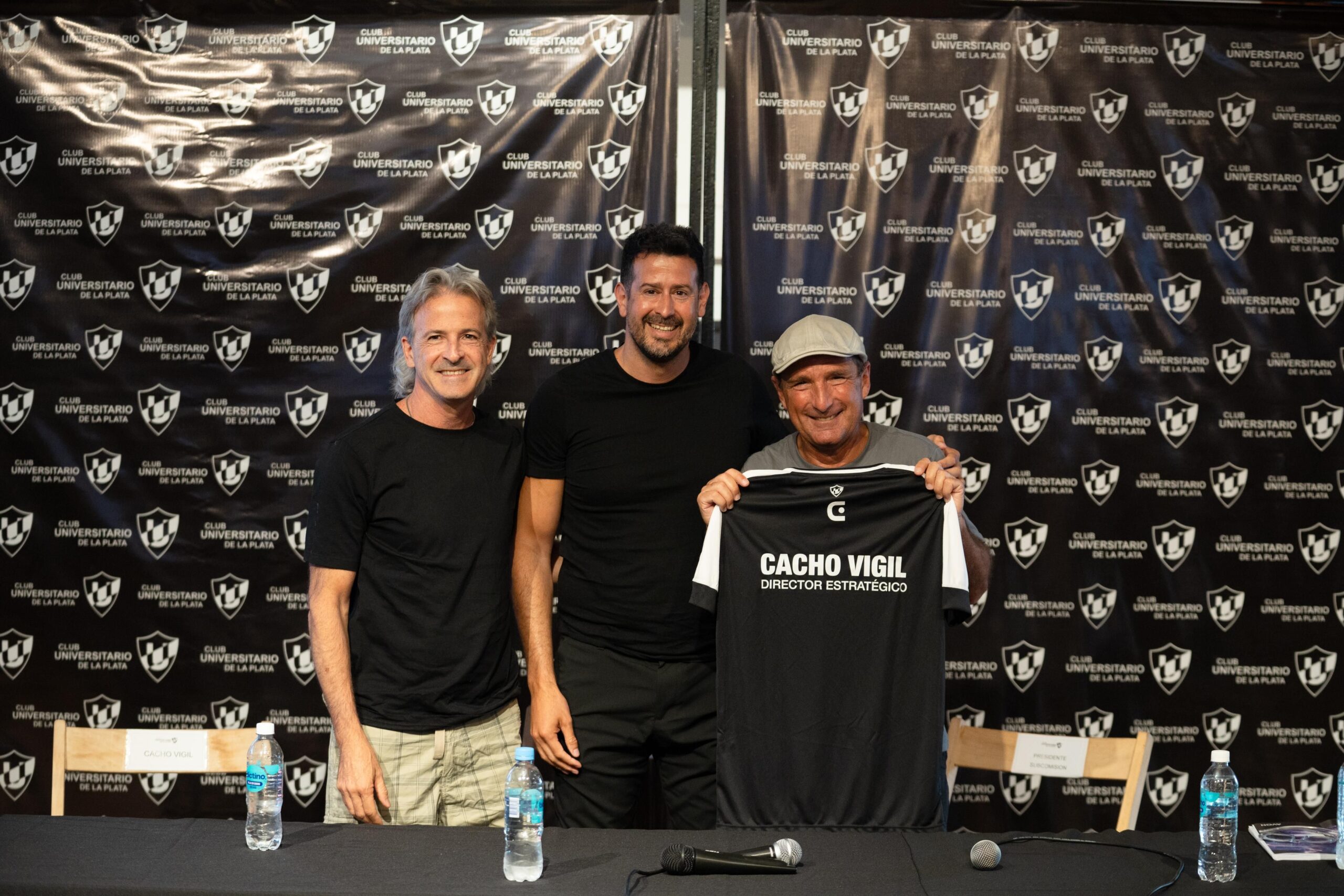 Universitario de La Plata: el resurgir de un club de la mano de sus socios